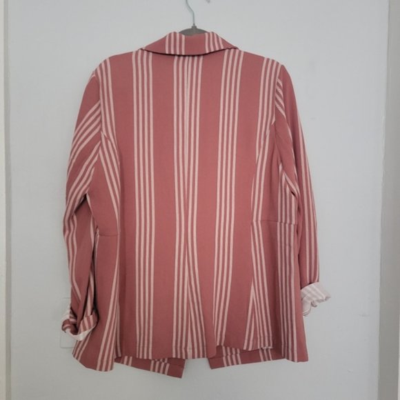 Torrid Pink Striped Blazer EUC - Picture 3 of 4
